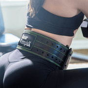 woman lifting with Belt on