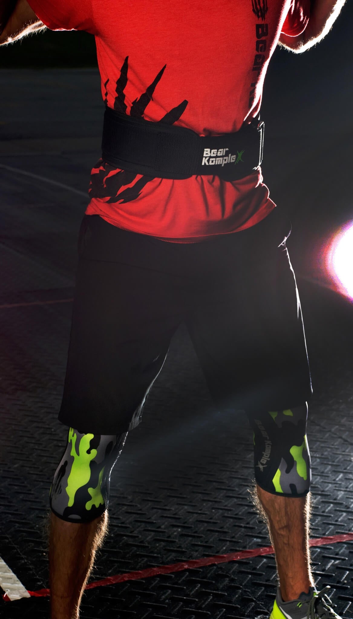 wearing belt during workout