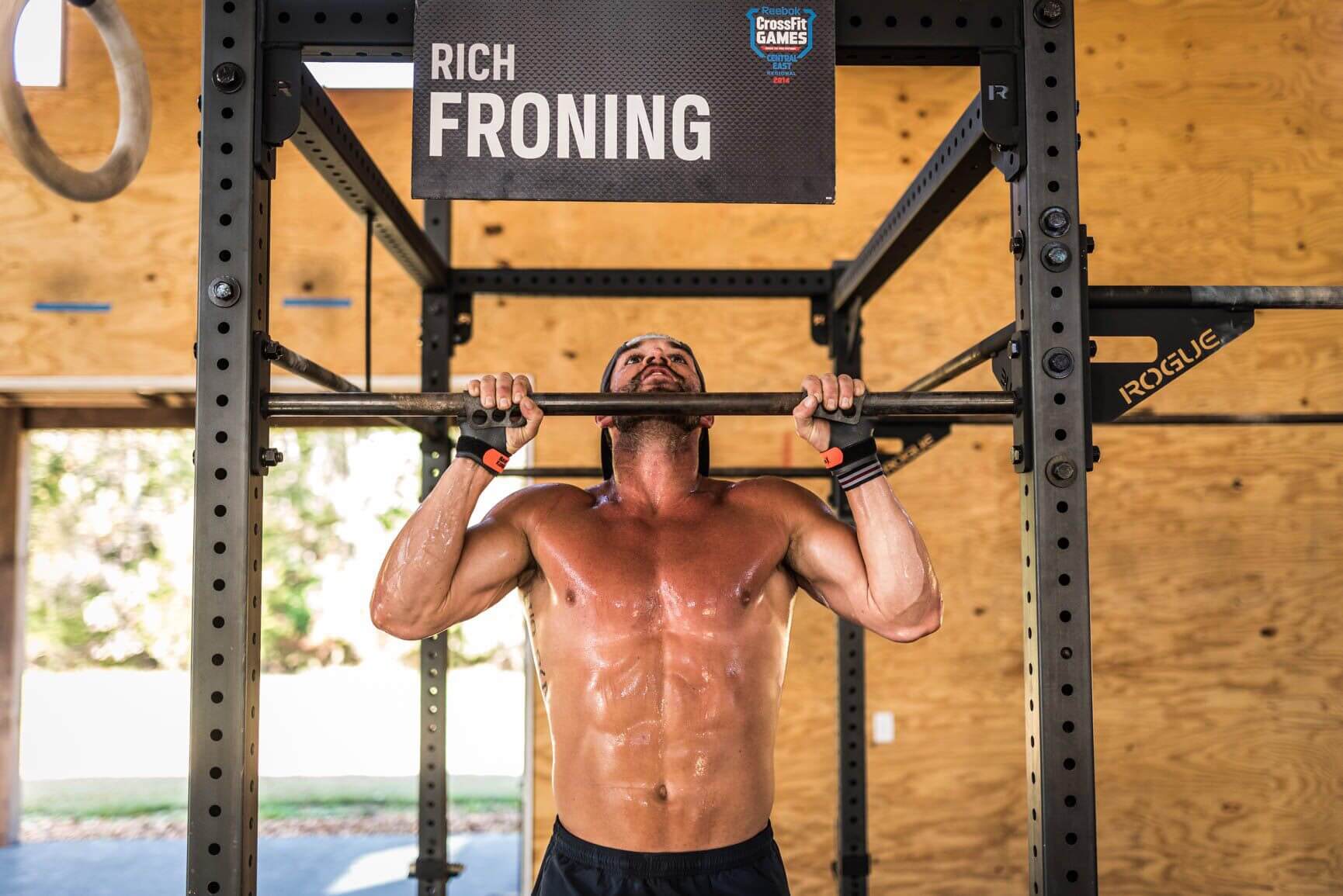 Doing a pull up using 3 hole Grips