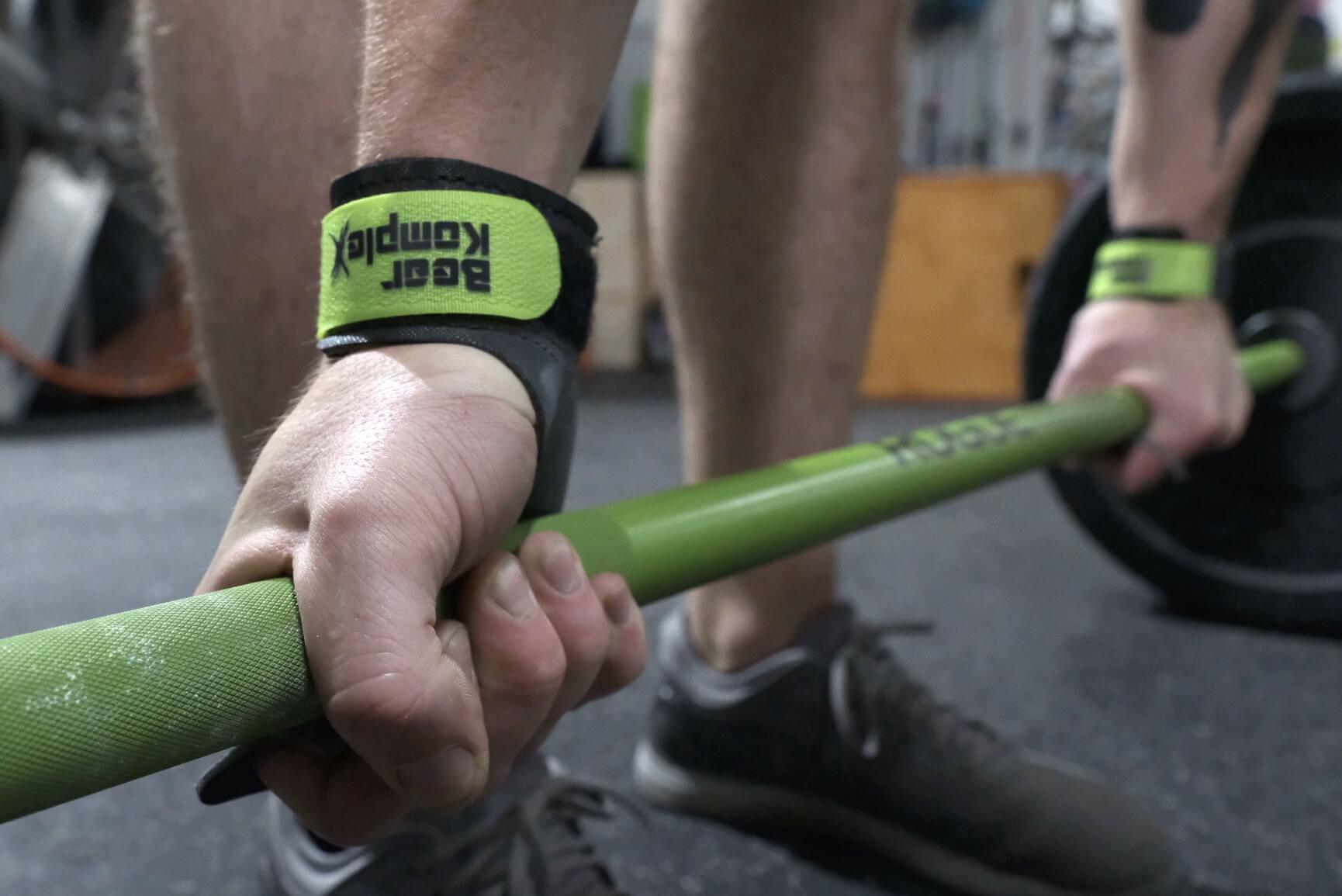Using 3 hole grips for lifting