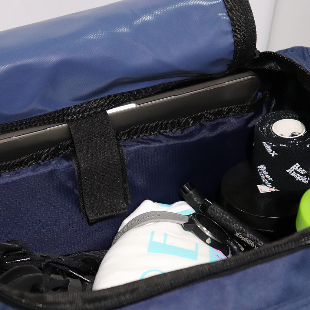 Commuter Series- Duffle Bag - navy - inside of bag